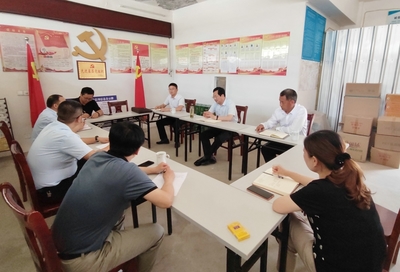 李加生赴小池鎮(zhèn)調(diào)研走訪 看望基層人大代表并指導(dǎo)會(huì)議服務(wù)保障工作